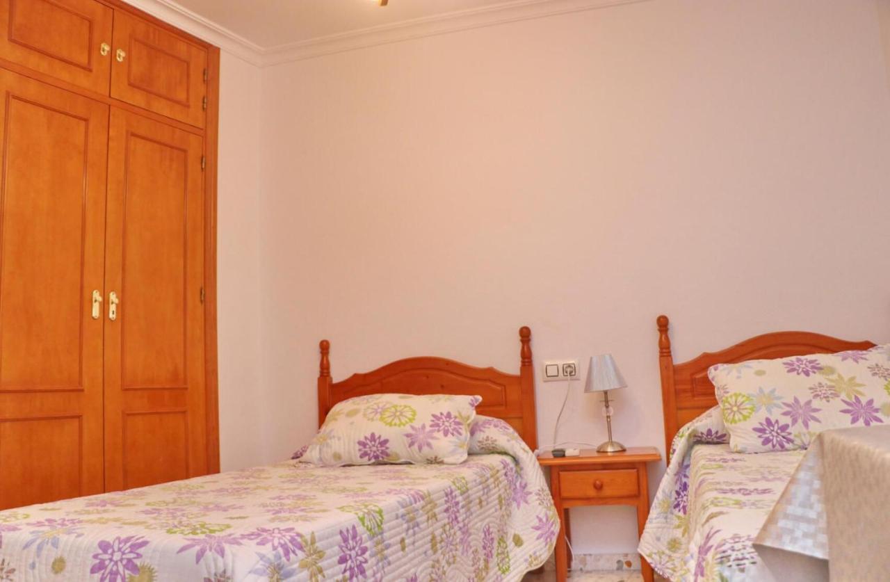 Habitacion Calle Ancha 04 コニル・デ・ラ・フロンテラ エクステリア 写真